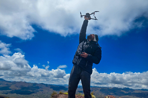 From Cusco: Pallay Poncho Easy Hike with Lunch Pallay Poncho Easy Hiking Adventure—No Crowds (Group Tour)
