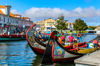 Aveiro, tradicional recorrido en barco de Meliceiro - Housity