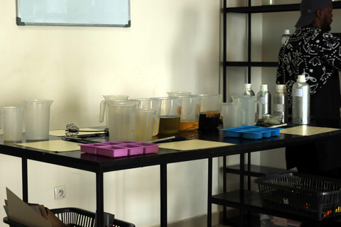 Kigali: Rwandan Artisanal Soap Making Workshop