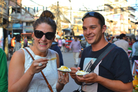 Stare Delhi: Street Food Tour z opcjonalnym pojazdemWycieczka z jedzeniem niewegetariańskim