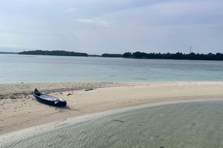 Giacarta: Tour dell&#039;Isola dei Mille con canoa e snorkeling