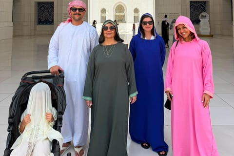 Private Abu Dhabi City Tour with Sheikh Zayed Grand Mosque