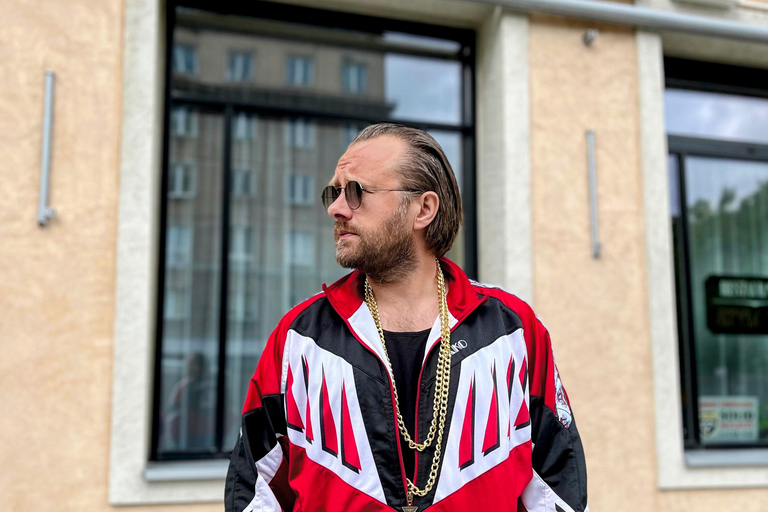 Krakow: Private Old Town Comedy Walk with a Crazy Guide