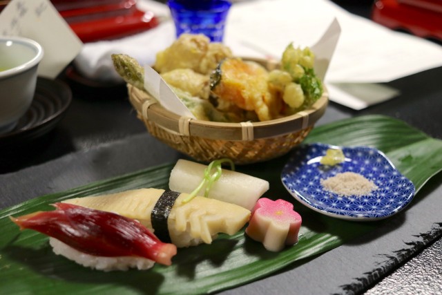 Visit The Monk's Vegan Lunch at Chozenji Temple, Calligraphy incl in Colón