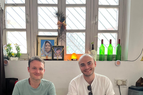 Mumbai: Hands-On Indian Cooking & Masala Chai Experience