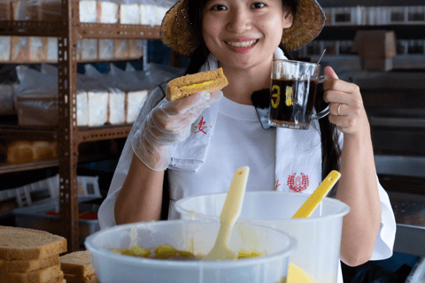 Singapore: Traditional Bakery Tour and Kaya Toast Workshop - Image 2