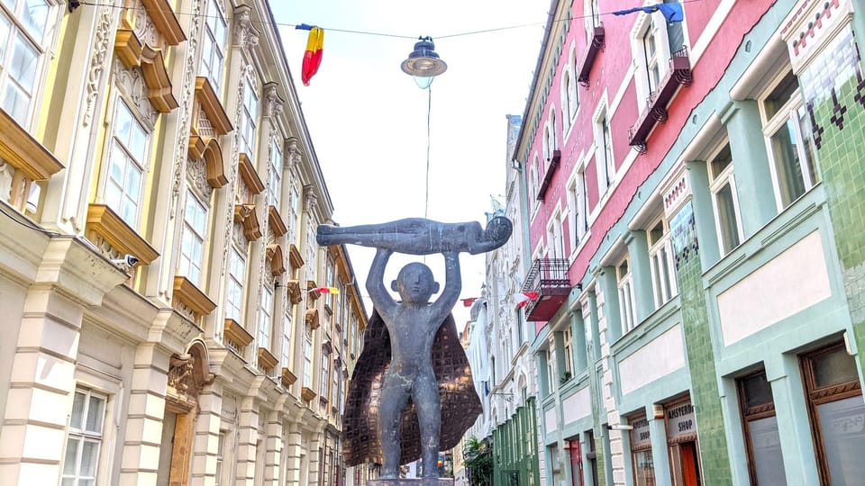 Timișoara, Vicoli della Città Vecchia Self-guided Explorer Walk - Hizvo