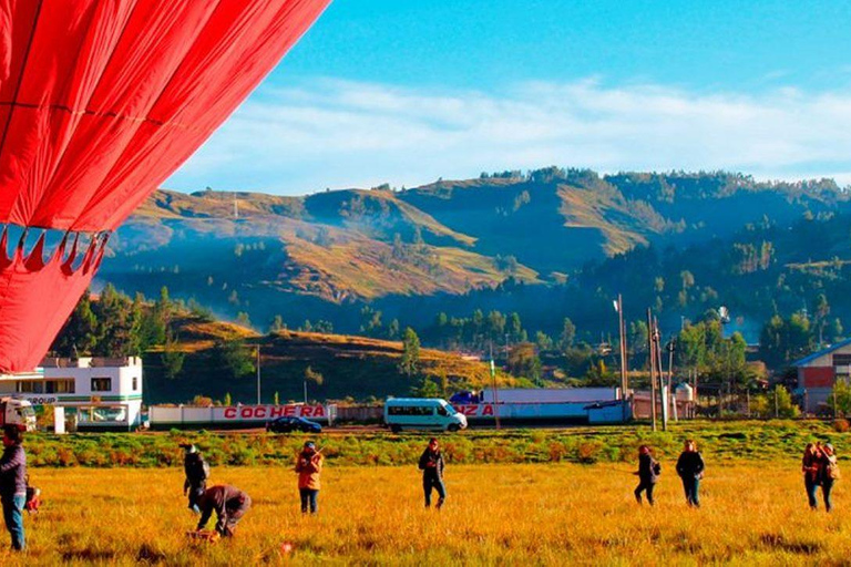 Balloon Flight Over Peru's Spectacular Landscapes