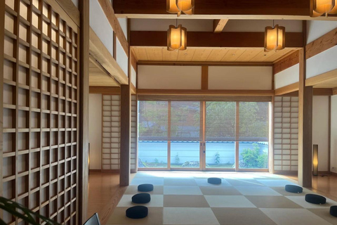 Hokuriku 2-Day Private: Zen, Washi Craft & Kanazawa Culture