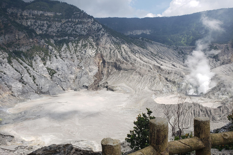 Bandung: Tangkuban Perahu Volcano Tours Tangkuban Perahu - Domas - Tahura Djuanda - Keraton Cliff