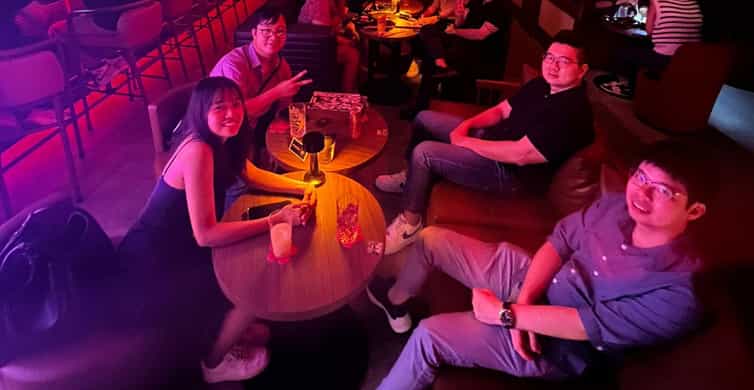 Party Singapore Bespoke Pub Crawl photo 20