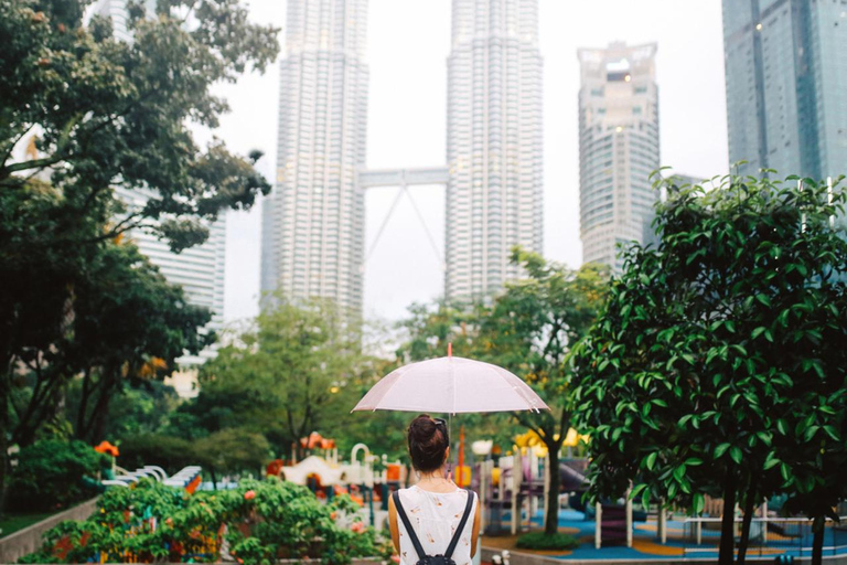 Kuala Lumpur: Petronas Twin Towers & KLCC Park Photoshoot Proposal: 50 photos | 60 mins