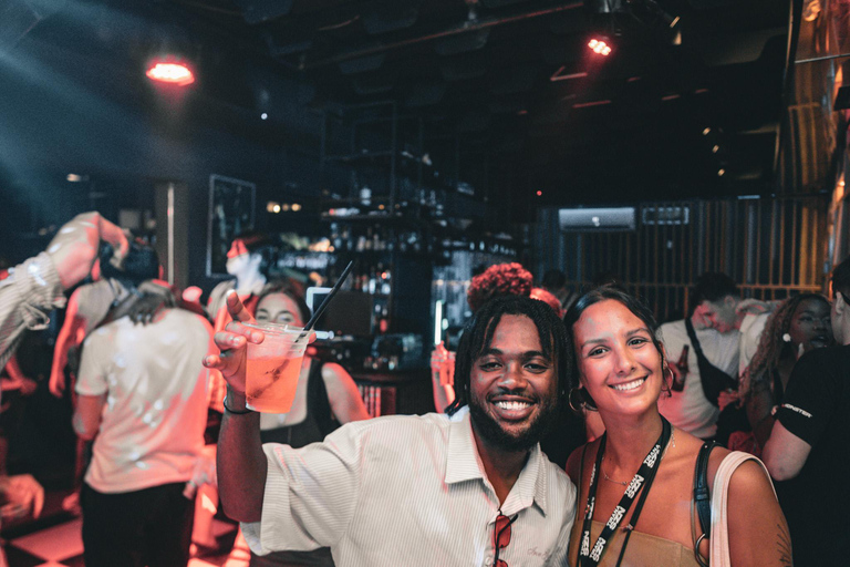 Tirana: Pub Crawl with 1 hour of Unlimited Drinks