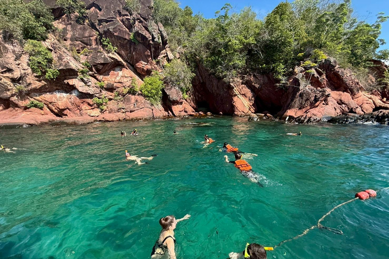 Krabi: Excursión a la isla de Hong en barco de cola larga con opción de kayakTour turístico con kayak