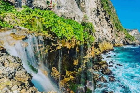 Bali: tour privato di Nusa Penida con snorkeling, tutto inclusoTour misto di Nusa Penida con servizio di pick up nell'area di Bali