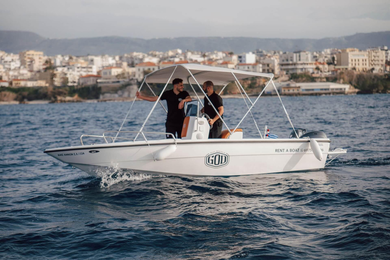 Crete: Almyrida Bay Self-Drive Boat Rental with Briefing Crete: SUNSET Almyrida Bay Self-Drive Boat Rental