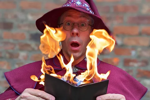 York: Wizard Walk of York Tour - Magic, Comedy & Family Fun