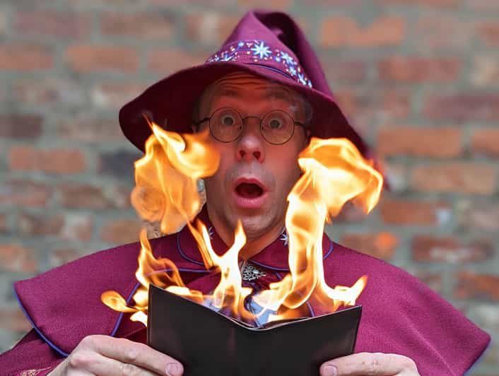 York: Wizard Walk of York Tour - Magic, Comedy & Family Fun