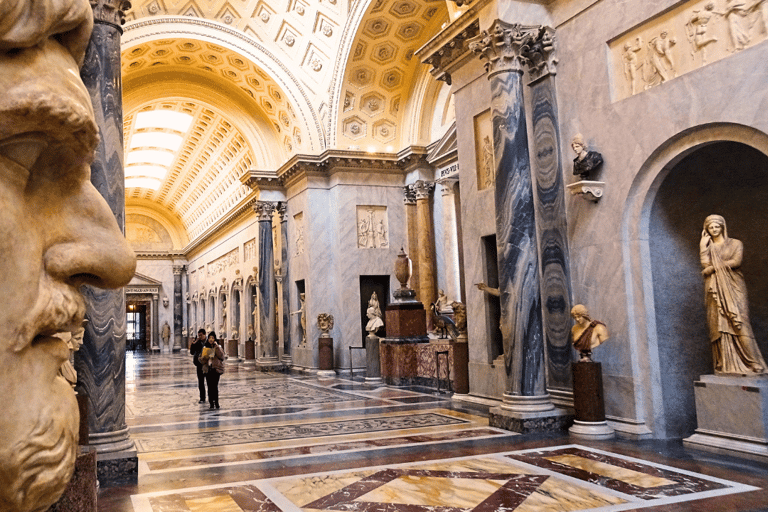 Rome: Vatican Private Tour with Direct Entry & Expert Guide Rome: Vatican Private Guided Tour with Direct Entry