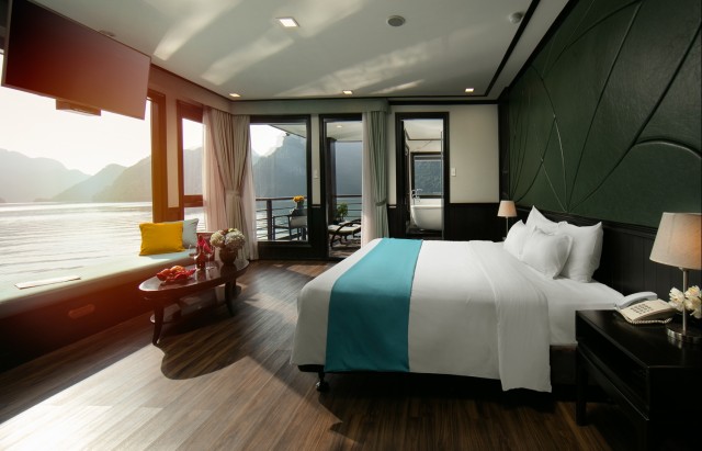 Visit 2-Day Ha Long Bay 5 Stars Cruises w/Balcony, Bathtub in Quang Binh