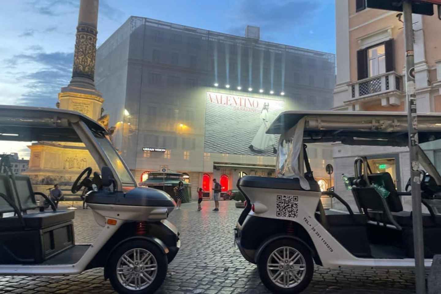 Roma: Tour al Tramonto in Golf Cart con Aperitivo