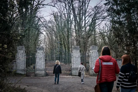 Prag: Psychiatrisches Krankenhaus und Verlassener Friedhof Tour