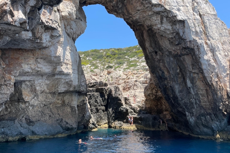 Zakynthos: Private Bootstour Schildkröteninsel Höhlen Mizithres