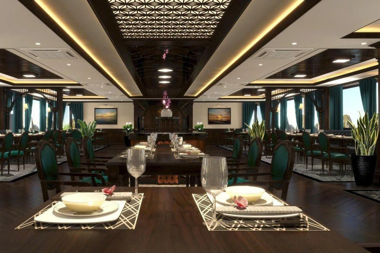 Hanoi: Ha Long bay 5 star cruise 2 day trip Meet at meeting point - Ha Long port