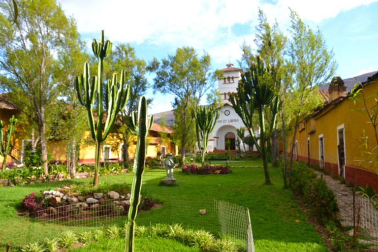 Charmes coloniaux : Hacienda La Colpa et Baños del Inca