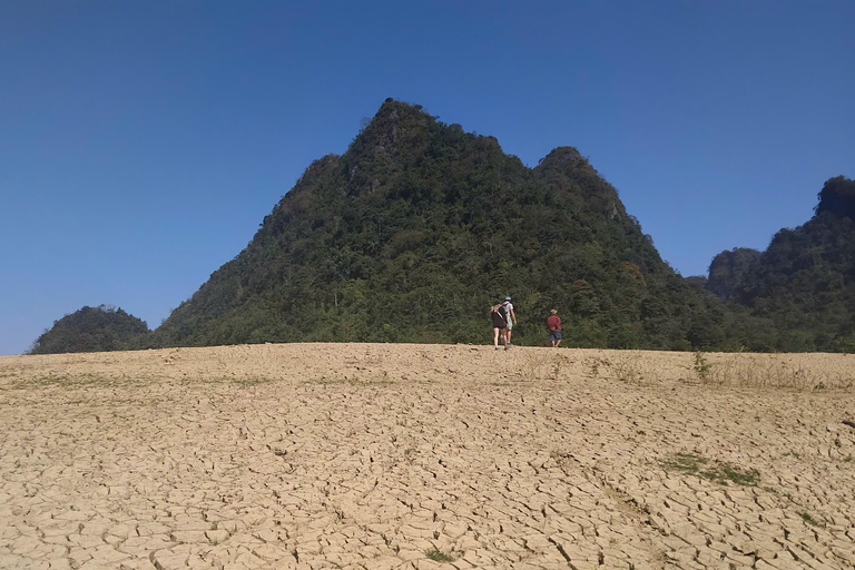 De Ha Noi: 2 dias de Trekking na Montanha do Olho de Anjo e de mota