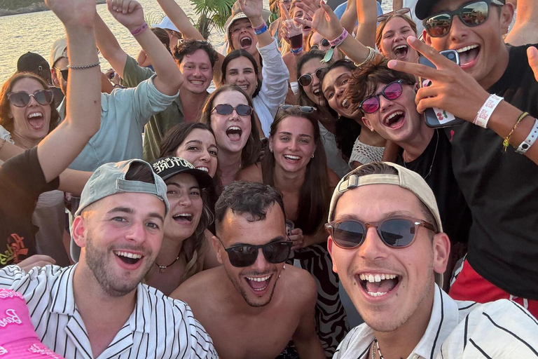 Ibiza: Formentera Full-Day Boat Trip with Sunset Party