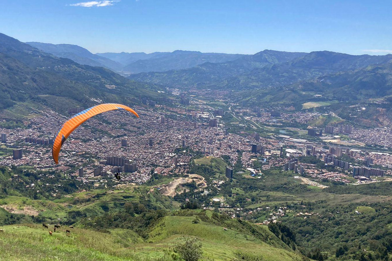 Parapente em Medellín - Go Pro incluídoParapente em Medellín - Transporte particular - Go Pro incluído