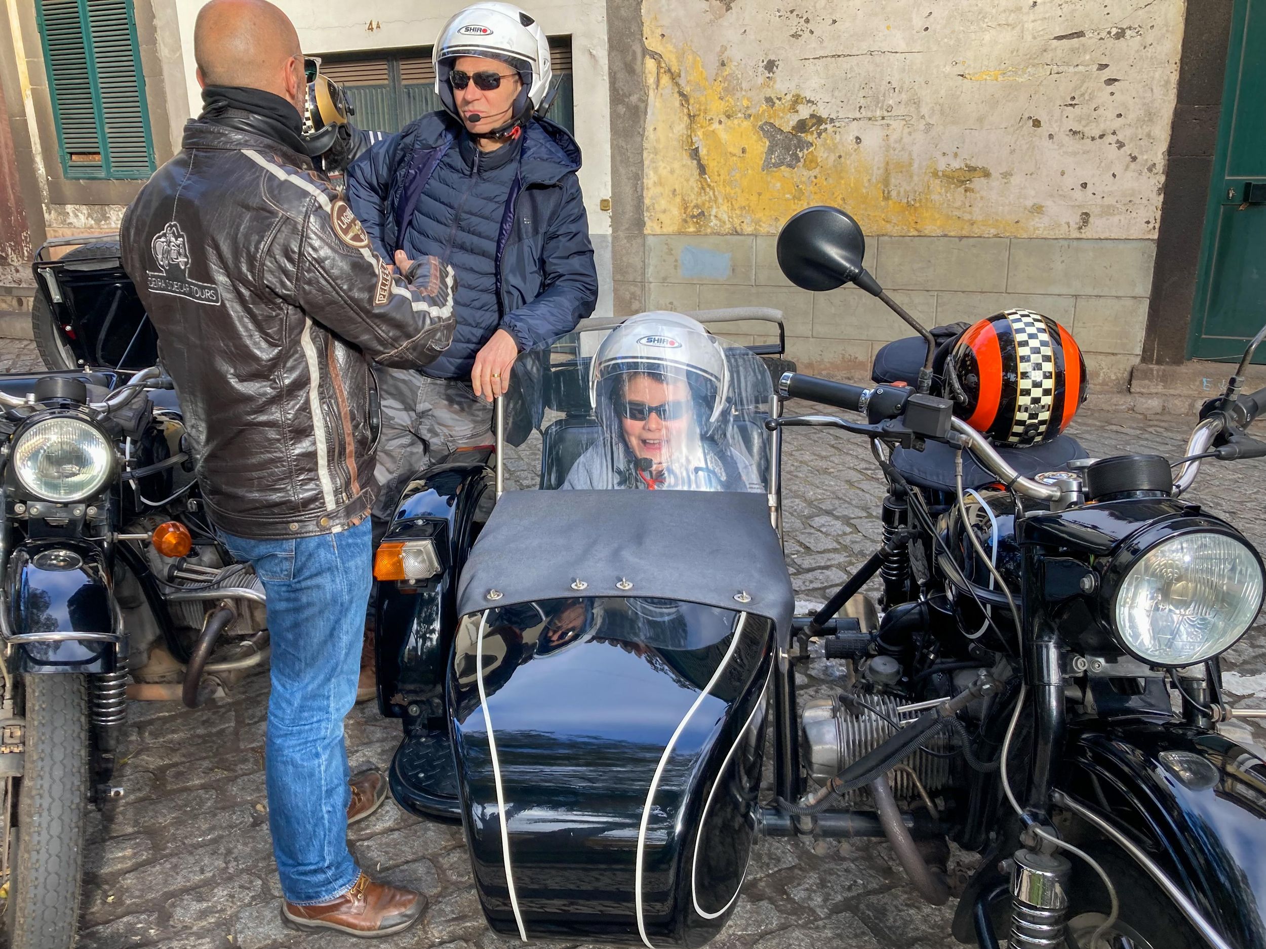 Madeira: Tour im Oldtimer-Beiwagen auf alten Straßen & Cabo Girão