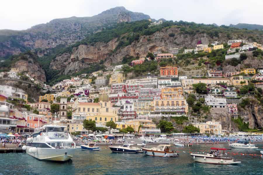 Von Neapel aus: Bootstour nach Amalfi, Positano und Ravello. Foto: GetYourGuide Von Neapel aus: Bootstour nach Amalfi, Positano und Ravello. Foto: GetYourGuide