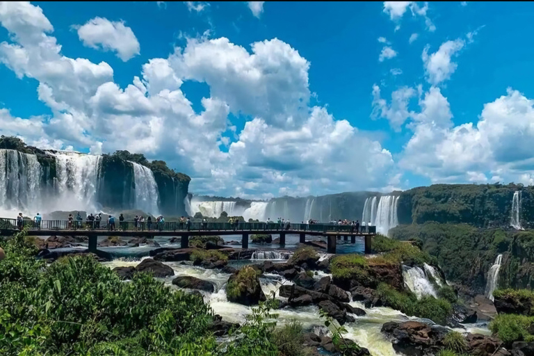 2-Day Private Iguassu Falls Tour: Brazil + Argentina Sides 2-Day Private Iguassu Falls Tour: Brazilian + Argentine Sides