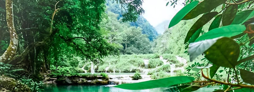 Depuis Guatemala City, Semuc Champey en une journée.
