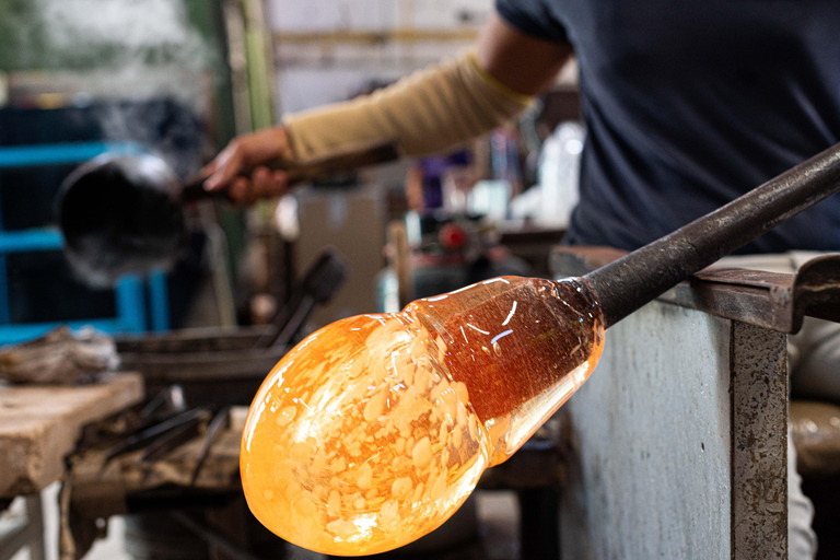 Murano: Esperienza della fabbrica di vetro con tour e dimostrazioniMurano: tour di una vetreria con dimostrazione