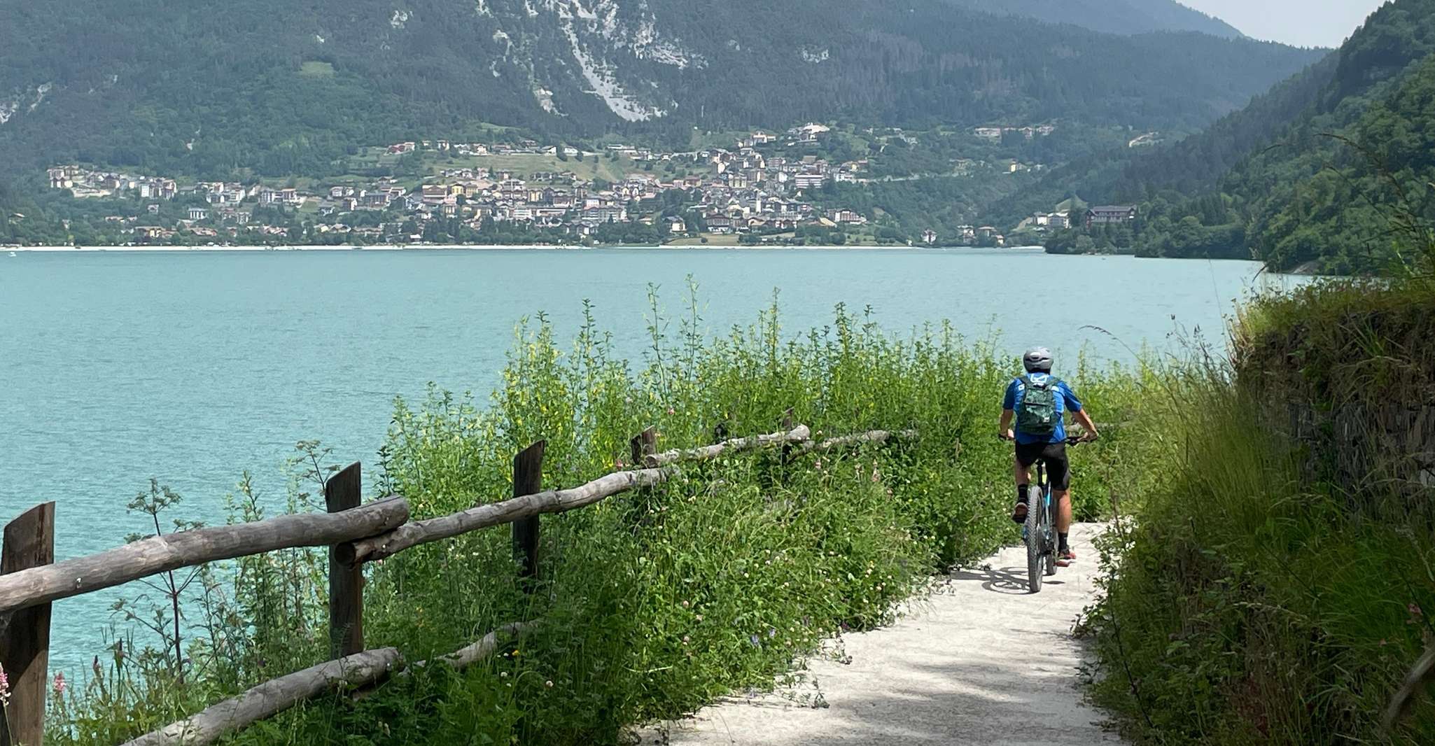 E-BIKE EASY TOUR of Molveno and Nembia's Lakes - Housity