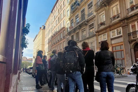 Tour com narração de histórias da Croix-Rousse em francês