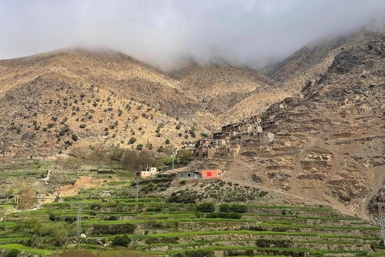 From Marrakech: 2-Day Atlas Mountains Trek with Berber Stay