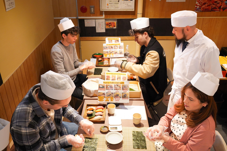 Kanazawa: Sushi Making Experience at Omicho Market