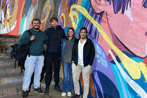 Colorful Barranco Tour and Street Art Standard Experience