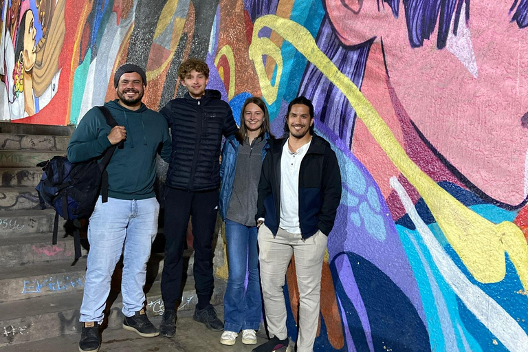 Visita ao colorido Barranco e arte de ruaExperiência padrão