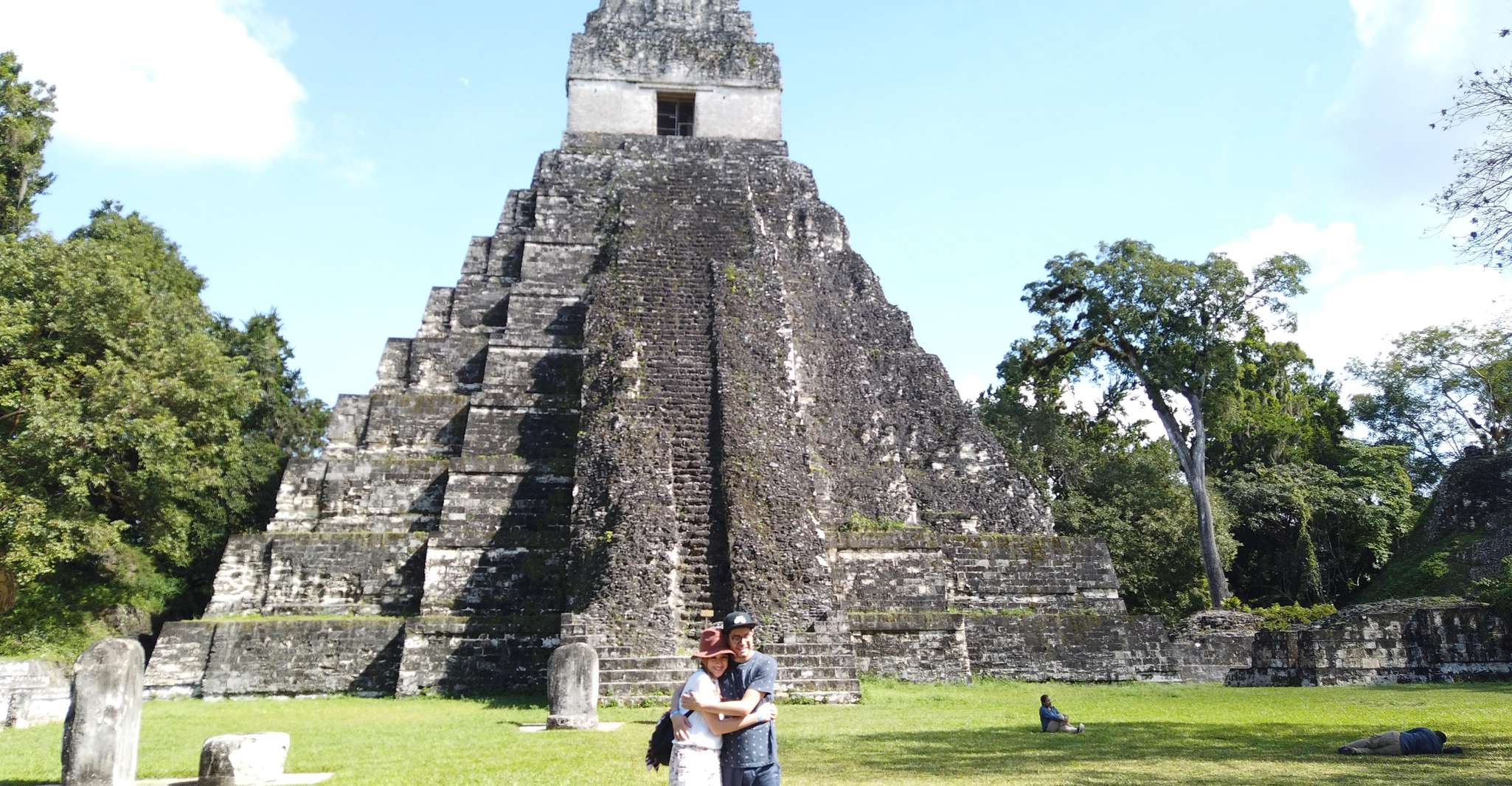 Tour compartido a Tikal, vuelo + almuerzo + visita guiada - Housity