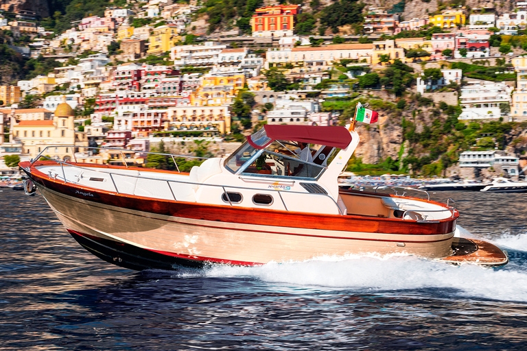 Positano : découvrez la côte amalfitaine à bord d&#039;un élégant bateauDemi-journée côte amalfitaine - Elisa