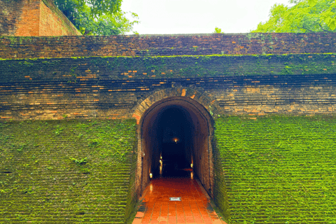 Chiang Mai Wat U Mong, Baan Kang Wat i jedzenie w wykonaniu Songtaew Trio