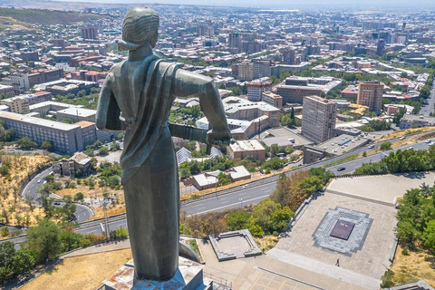 Tbilisi: Armenia Day Tour to Yerevan, Sevan & Dilijan