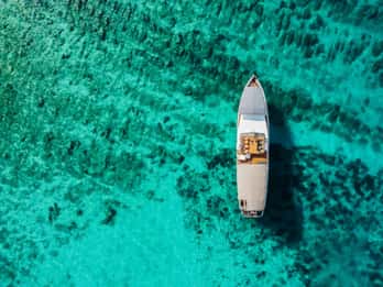 Split: Blue Lagoon and 3 Island Cruise with Food and Drinks