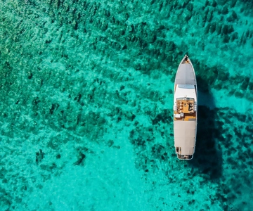 Split: Blue Lagoon and 3 Island Cruise with Food and Drinks
