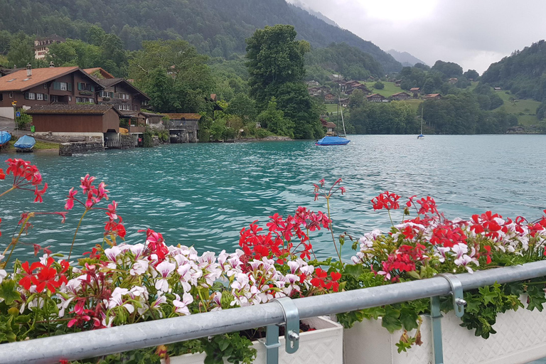 Zúrich: excursión de un día a Lungern, Brienz, Thun, Blausee y Oeschinen.Zurich: excursión de un día a Lungern, Brienz, Thun, Blausee y Oeschinen